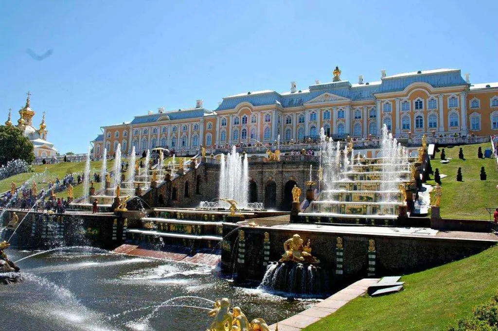 Grand Cascade and Palace at Peterhof Palace