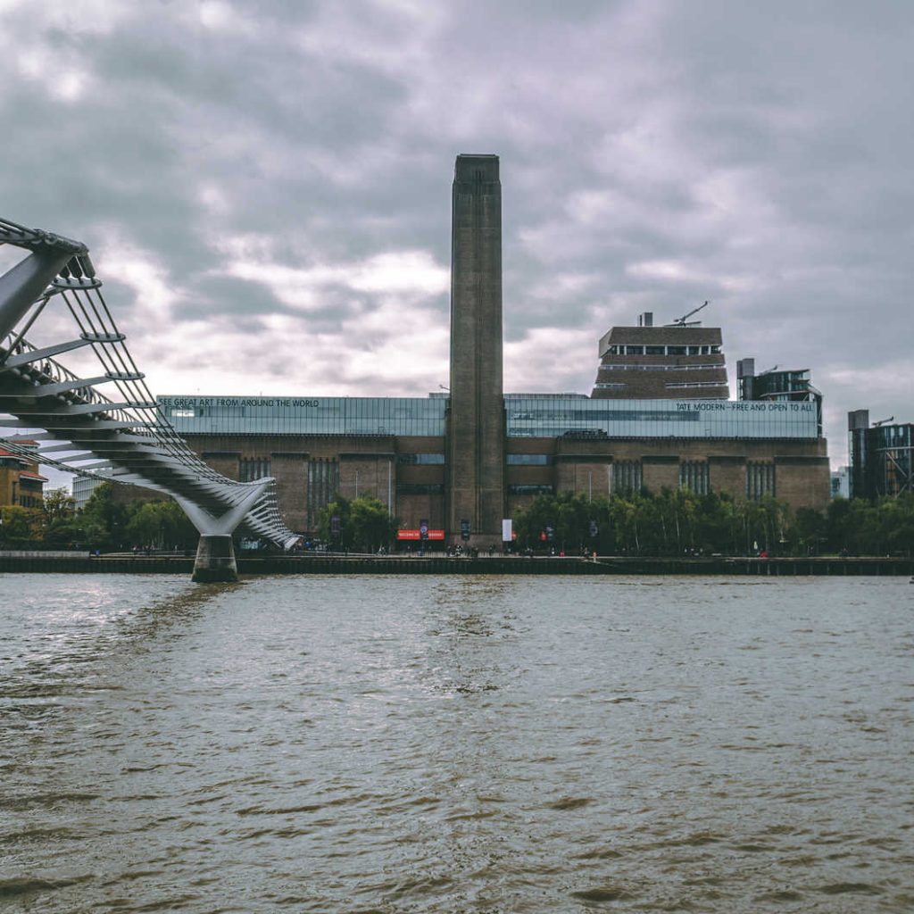 Cloudy autumn day over the Tate Modern.