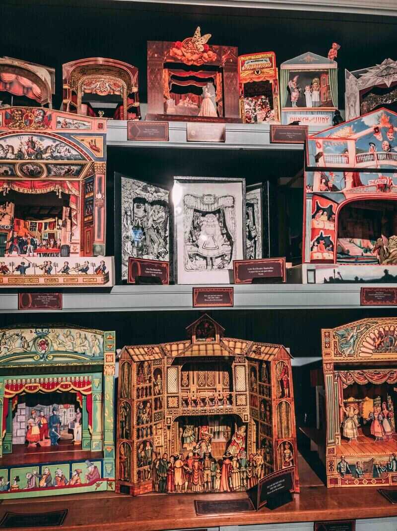 Benjamin Pollock’s Toy Shop