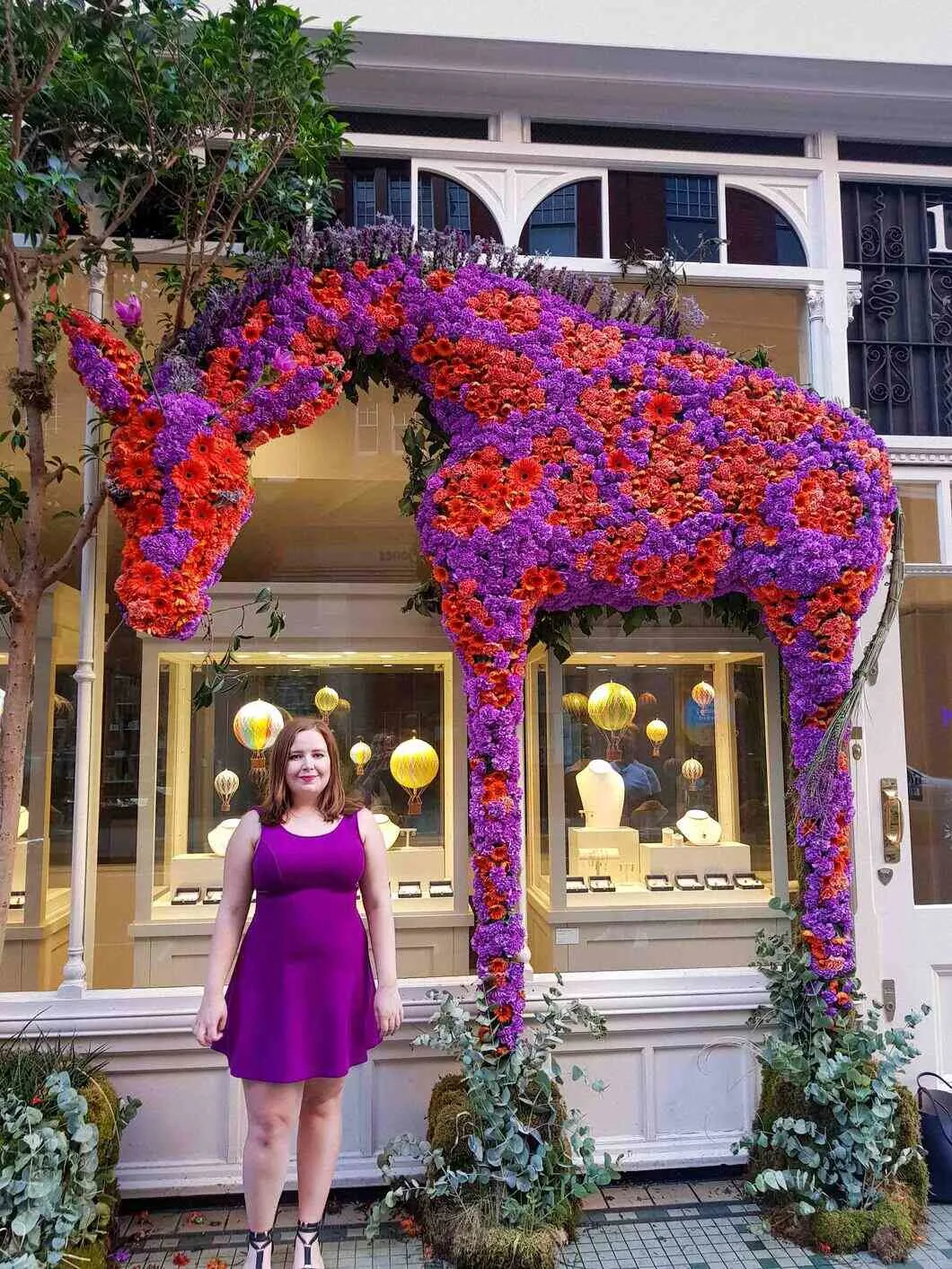 Chelsea in Bloom is a wonderful time to walk around seeing all the shops decked out in flower displays. 
