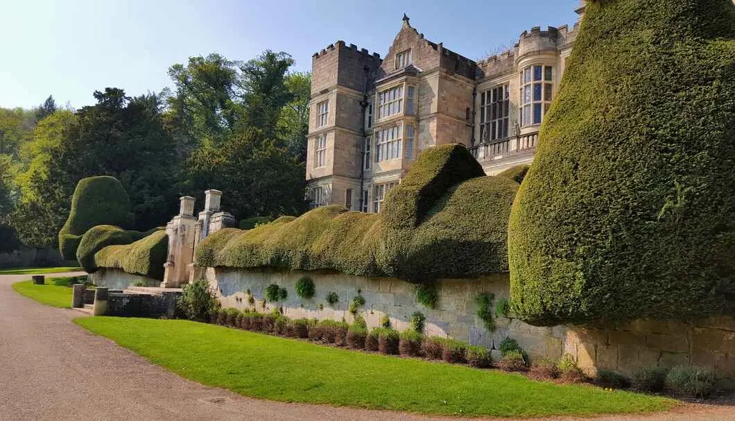 The beautiful Studley Castle makes for the perfect castle hotel.