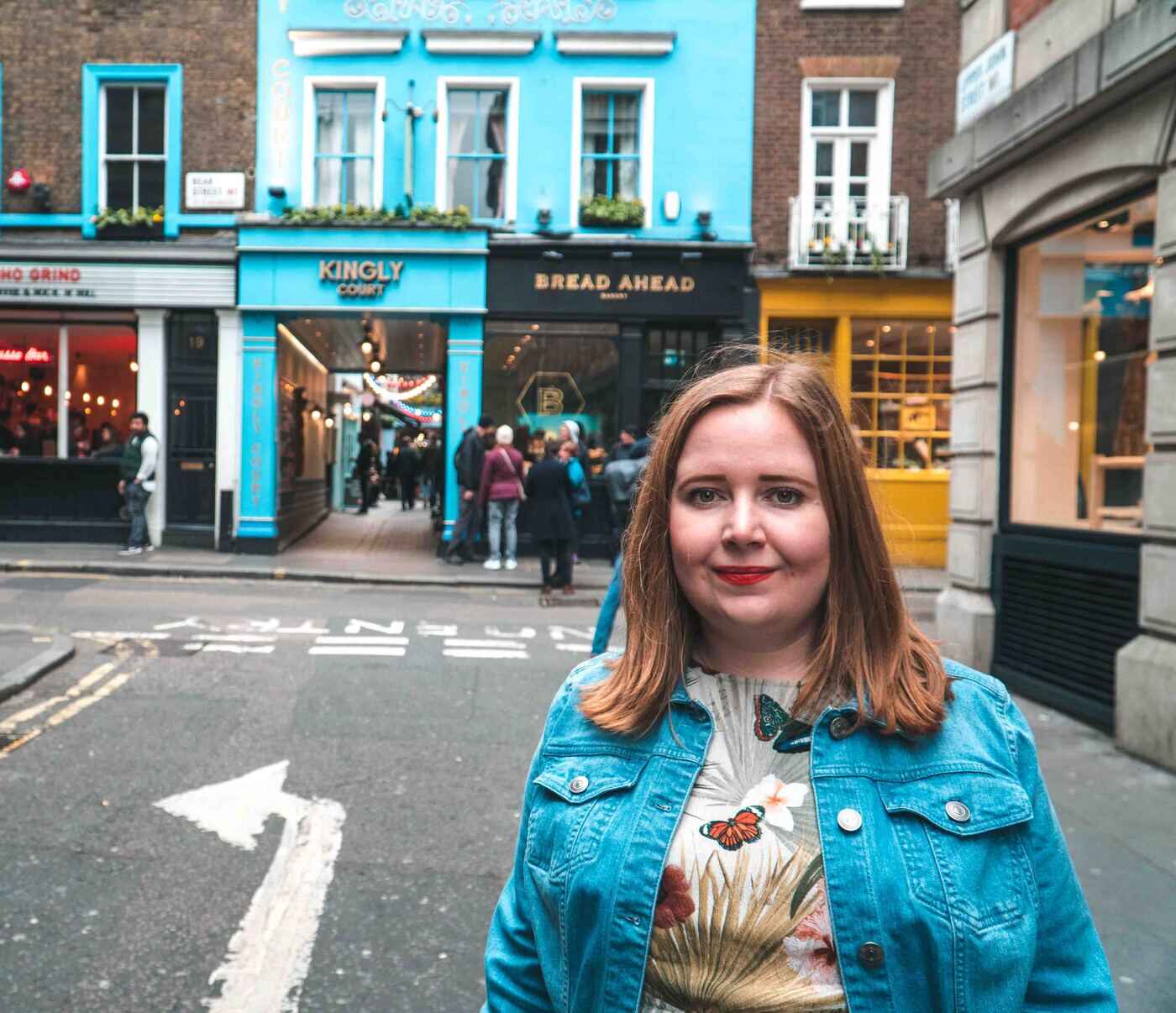 Kat in Kingly Court