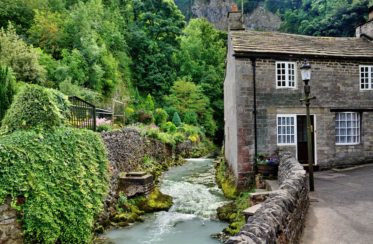 River and cottage in Castleton, Derbyshire